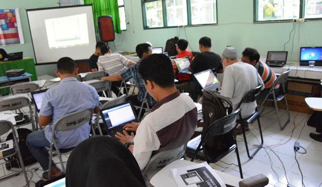 Praktek Penggunaan E-Rapor K13 Versi Kemdikbud